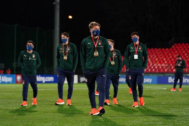 游戏玩法规则-意大利教练组一人私自外出引发全队集团感染？